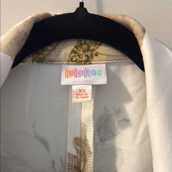 Floral Women's Jacket in Cream by LulaRoe - Picture 2 of 9